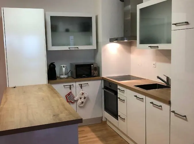 Appartementhaus-quadern * Valens