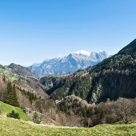 Appartementhaus-quadern *