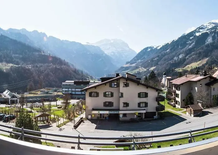 Appartementhaus-quadern Valens